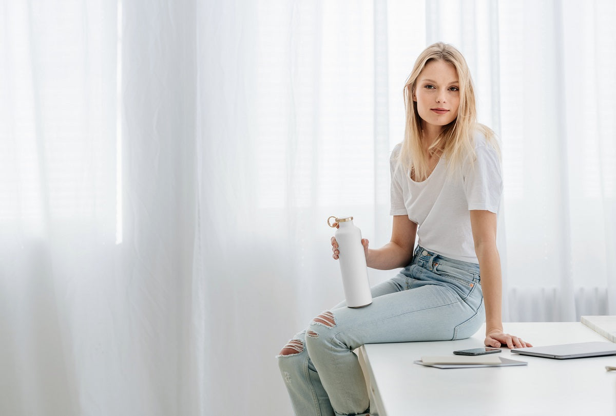 Equa rozsdamentes acél kulacs Snow White (680 ml)